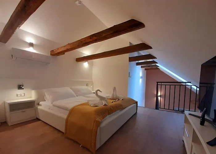 Mariánská 4*